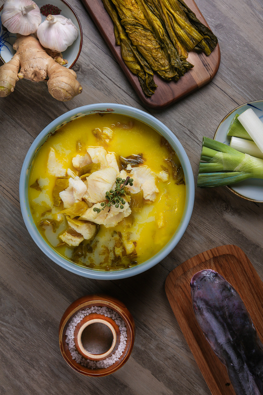 酸菜鱼摄影照片