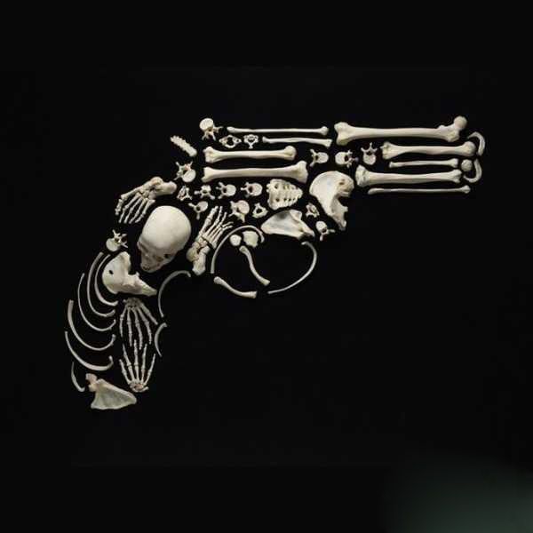 意想不到的人骨拼图透着死亡气息的视觉艺术