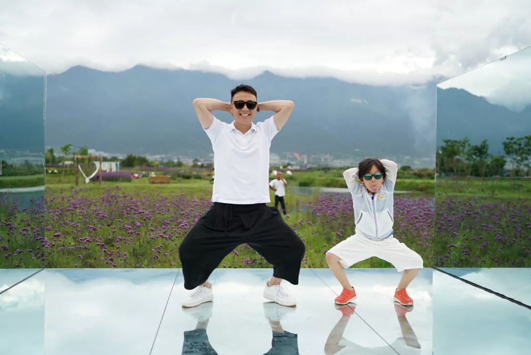 袋鼠爸爸品牌形象设计221品牌空间设计西安原创