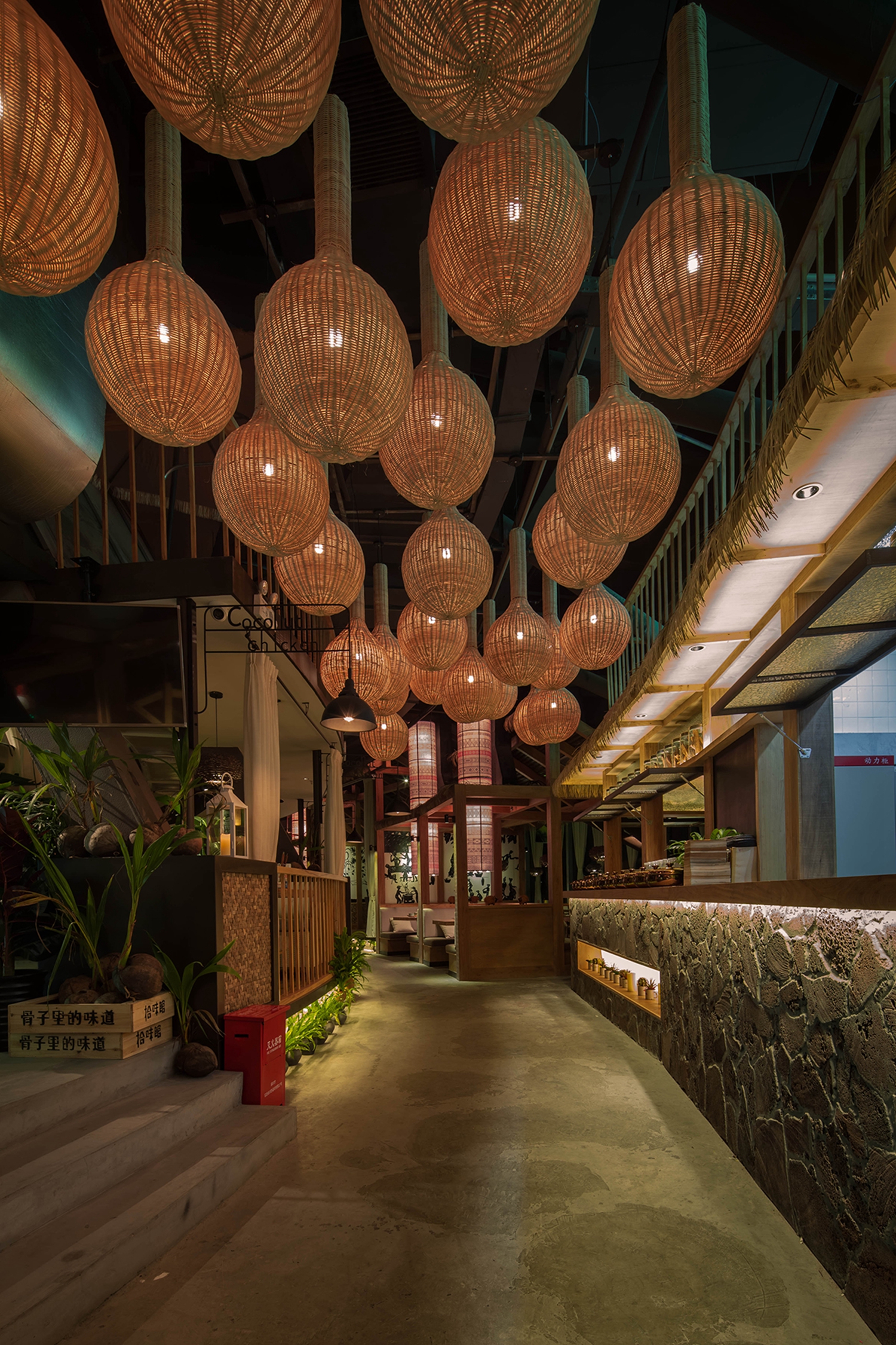 原汁原味的拾味骨汤有滋有味深圳吃汤餐厅设计看这里