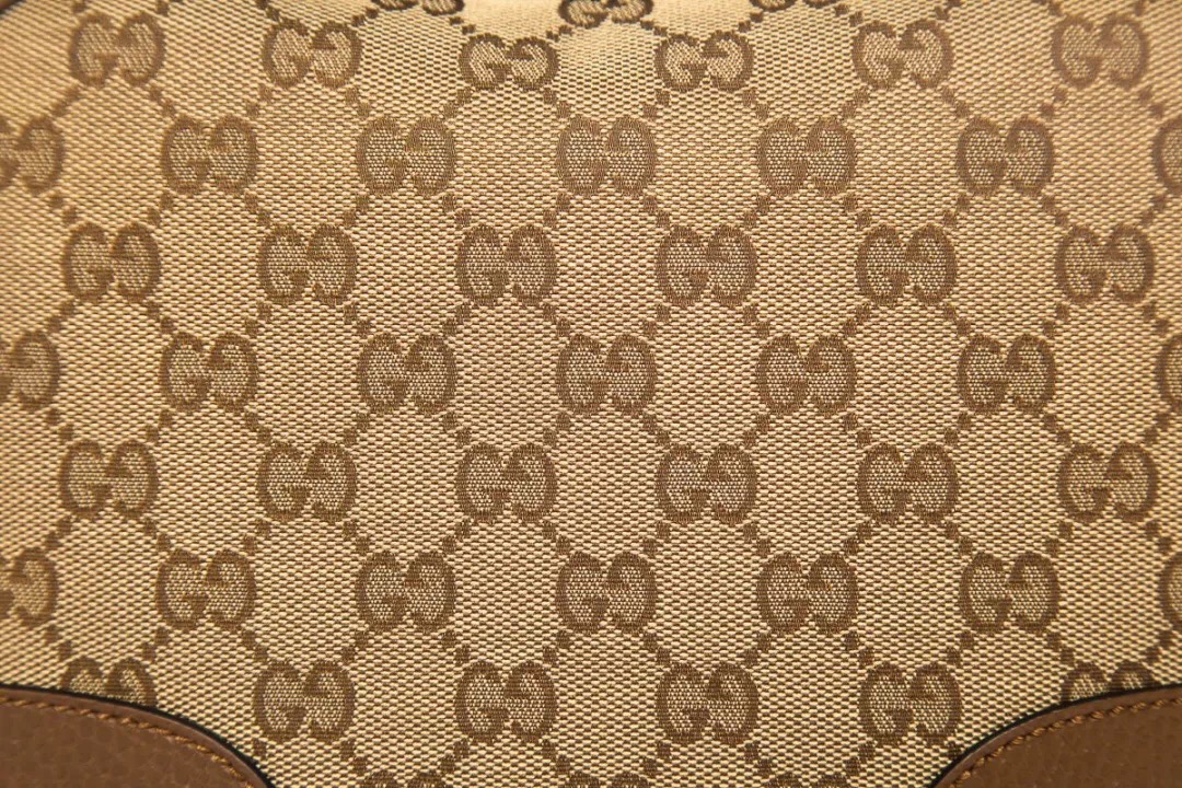 gucci古驰更新品牌形象设计