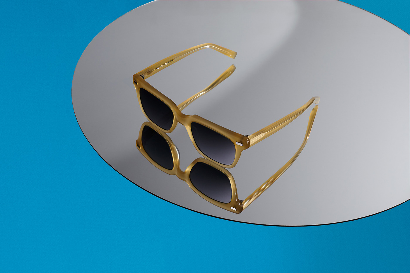 warby parker 眼镜品牌视觉形象设计-古田路9号-品牌创意/版权保护