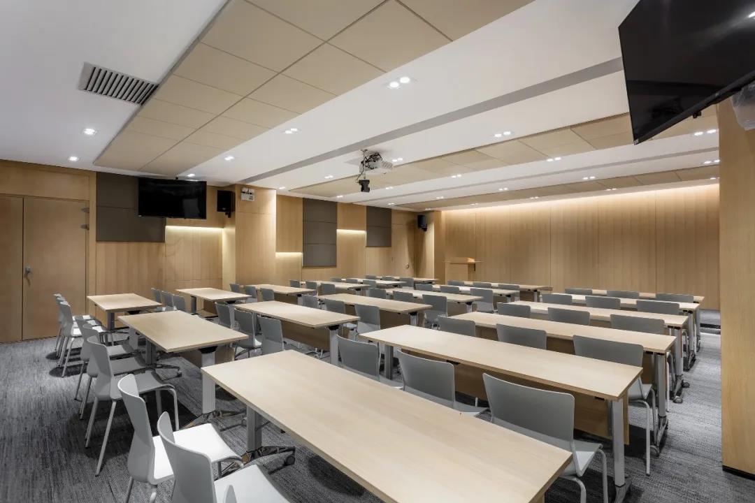 晓教育x3721设计丨集团总部大楼建筑改造设计挑战无限游戏的边界