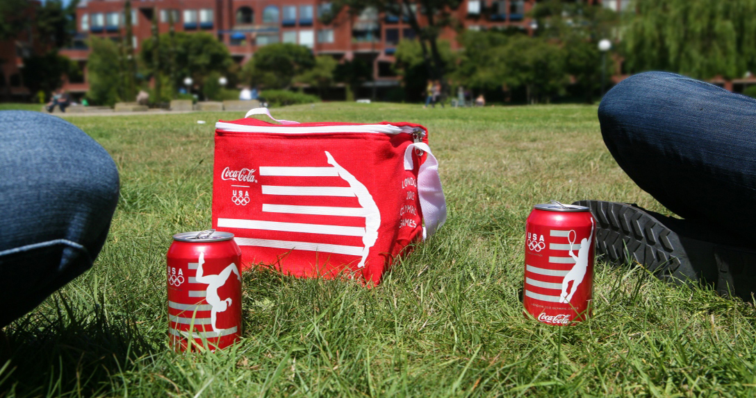 装一瓶幸福可口可乐