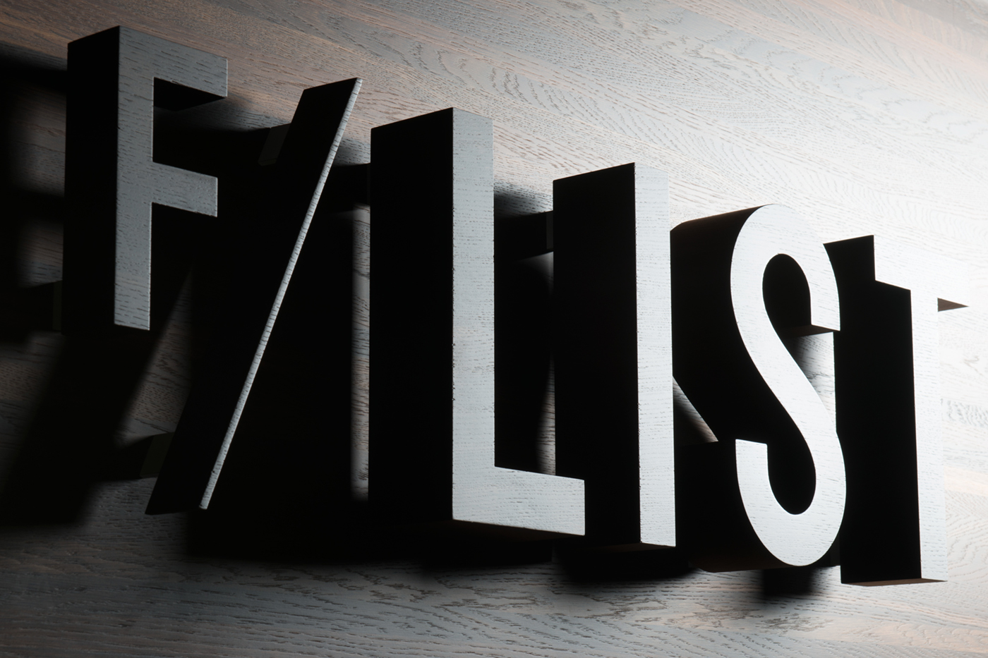 the smart appearance is refraining from opulent effects, a